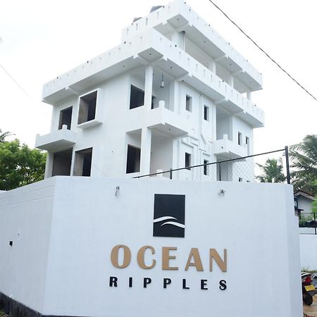 Ocean Ripples Hotell Hikkaduwa Exteriör bild